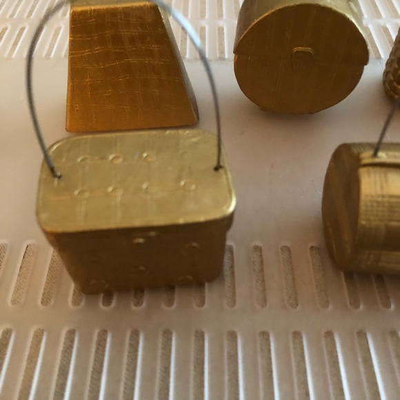 Six Unique Purse Card Holders - Picture 4 of 12